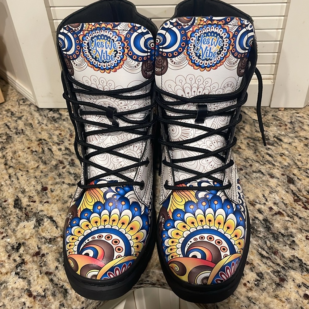 Yes we vibe unisex boots